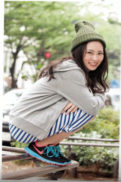 不卡顿的黄色视频